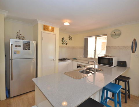 Allure - Kalbarri WA - Whitsundays Accommodation 1