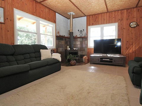 ALOHA AMITY - Whitsundays Accommodation 4