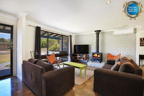 Aloha - Short Drive To Berry & The Beach - Fireplace And Firepit - Whitsundays Accommodation 1