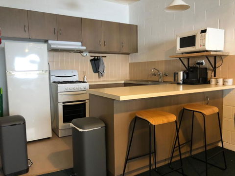 Alpine Cabin- Spa/Pool/Sauna - Whitsundays Accommodation 4