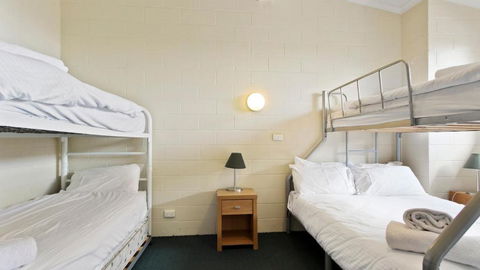 Alpine Heights 04 - Whitsundays Accommodation 4
