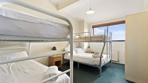 Alpine Heights 04 - Whitsundays Accommodation 3