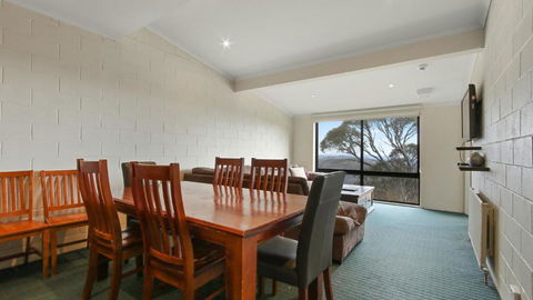Alpine Heights 08 - Whitsundays Accommodation 0