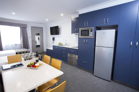 Altitude Motel Apartments - Whitsundays Accommodation 4