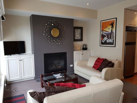 Alto 203 - Whitsundays Accommodation 1