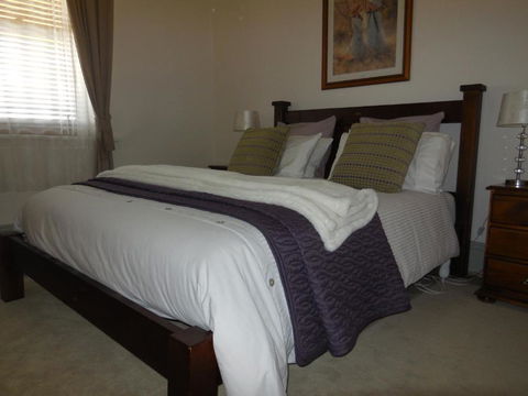 Amalie Cottage Waikerie Unit 1 - Whitsundays Accommodation 3