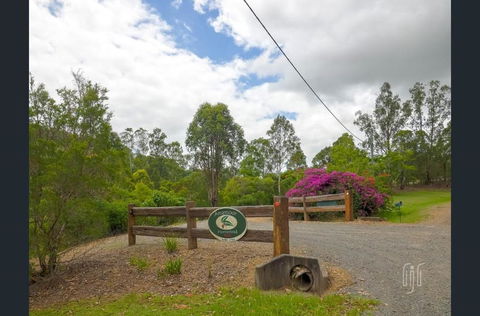 Amamoor Homestead And Country Cottages - Whitsundays Accommodation 3