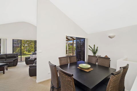 Amara 6 Wesley Avenue - Whitsundays Accommodation 2