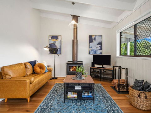 Amaroo Cottage - Whitsundays Accommodation 1