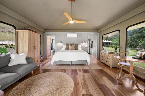 Amaroo Escape - Whitsundays Accommodation 2