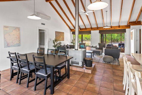 Amaroo - Whitsundays Accommodation 2