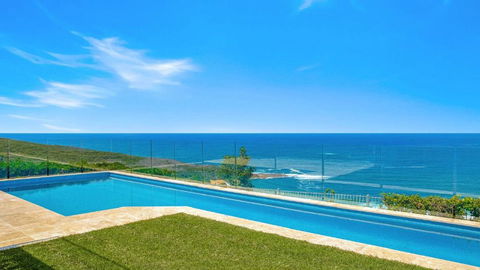 Amazing 180 Degree Views Pet Friendly - Whitsundays Accommodation 1