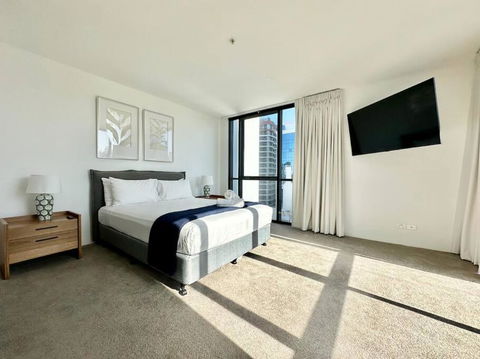 Amazing Aria Luxury On The 8th Floor, Broadbeach - Whitsundays Accommodation 3