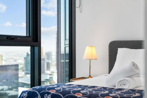 Amazing Bay Views & Spacious In Southbank 2B2B1C - Whitsundays Accommodation 2