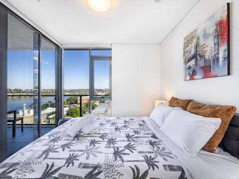 Amazing Cityview Glamourous 2BR Apt W Parkpool - Whitsundays Accommodation 2