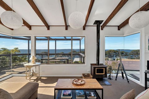 Amazing Views At Hyams Beach - Whitsundays Accommodation 2