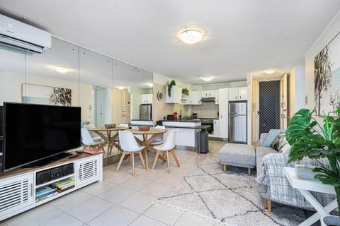 Amazing Water Views Surfers Paradise - Whitsundays Accommodation 3