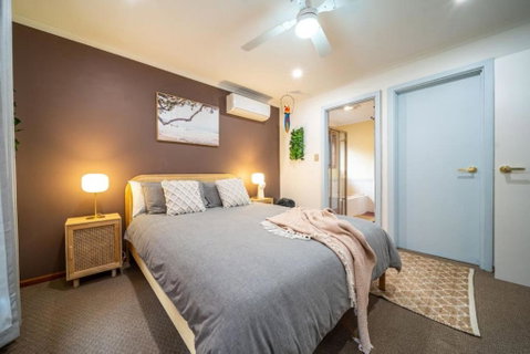 Amazon At Seacombe Gardens - Whitsundays Accommodation 4