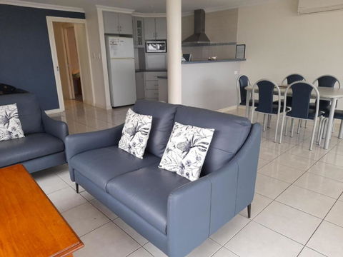 Ambience Apartments 1 - Whitsundays Accommodation 4