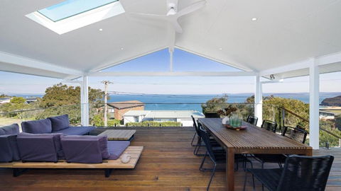 Ambleside By The Sea - Wifi Available - Whitsundays Accommodation 2