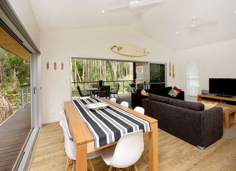 AMIRI AMITY POINT - Whitsundays Accommodation 3