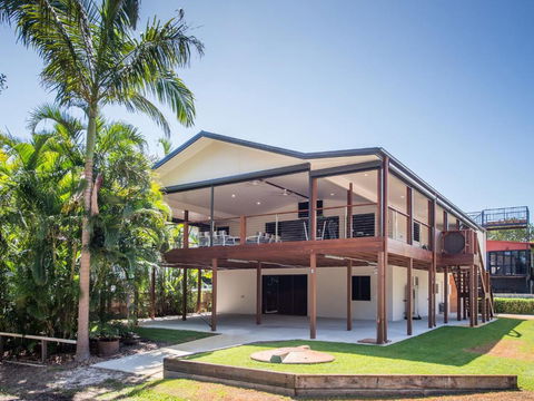 AMITY ESCAPE - Whitsundays Accommodation 1