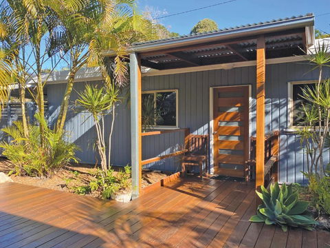 AMITY POINT WATERFRONT CABINS- TAMDHU - Whitsundays Accommodation 0