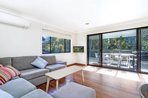 Ammaboolah At Hat Head - Full Linen Provided - Whitsundays Accommodation 0