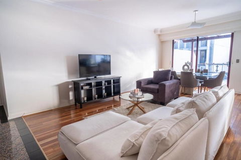 Amplio Duplex Con Terraza - Whitsundays Accommodation 1