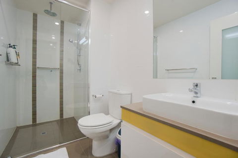 Amyra Residences At The Rowlands Apartments - Whitsundays Accommodation 4