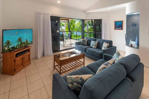Anchorage 4 & Buggy Hamilton Island - Whitsundays Accommodation 0