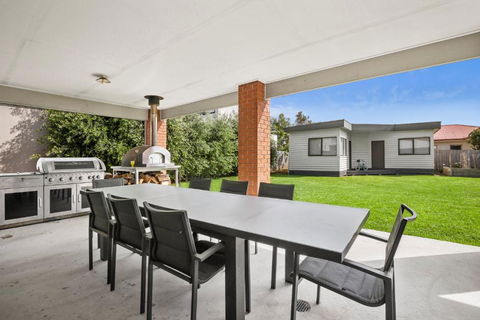 Anderson Coastal Getaway - Whitsundays Accommodation 1