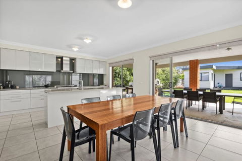 Anderson Coastal Getaway - Whitsundays Accommodation 3