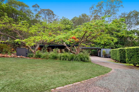 Anembo Country Cottages - Whitsundays Accommodation 2