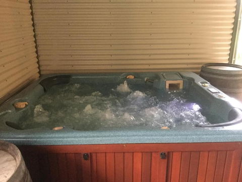 Angaston By The Winter Creek - Whitsundays Accommodation 2