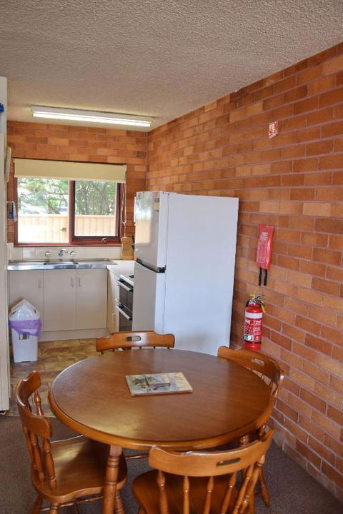 Anglers Lodge 4 - Bring Your Own Linen - Whitsundays Accommodation 1