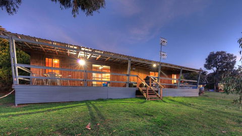 Anglers Reach Lakeside Village - Whitsundays Accommodation 3