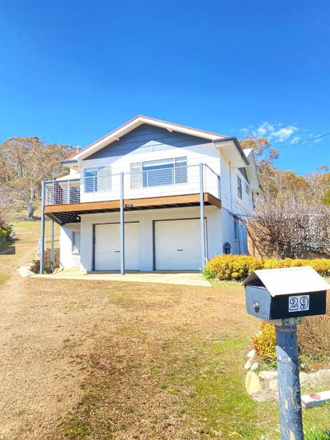 Anglers Reach Lakeside Village - Whitsundays Accommodation 1
