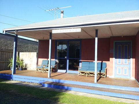 Anglesea Backpackers - Whitsundays Accommodation 1
