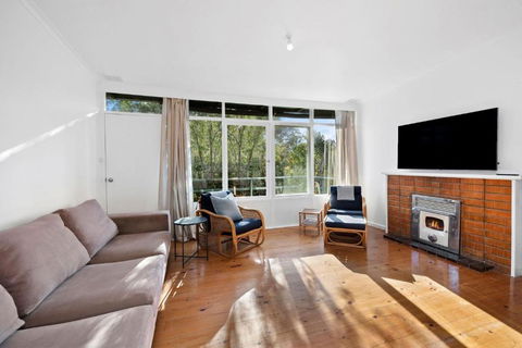 Anglesea Beach House 2 - Whitsundays Accommodation 4