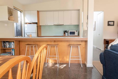 Anglesea Beach House, Just 250m To The Beach! - Whitsundays Accommodation 3