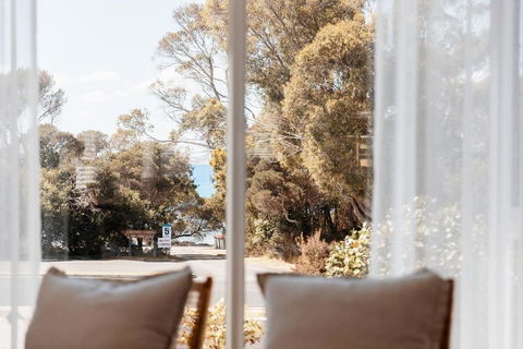 Antalya Beach House - Whitsundays Accommodation 3