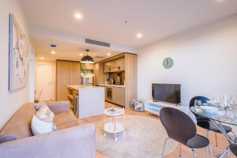 AirTrip Apartments At Woolloongabba - Whitsundays Accommodation 0