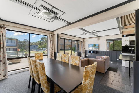 Alpine Mountain View 39 - 3BR L Swimming Pool L Air-Con L WiFi - Whitsundays Accommodation 1