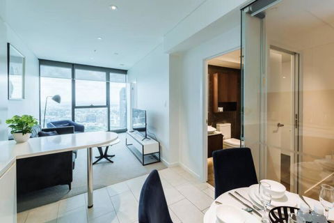 AirTrip Apartment On Margaret Street In CBD - Whitsundays Accommodation 1