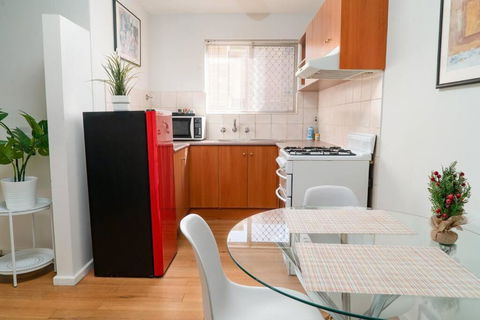Apartment 1 Burswood - Whitsundays Accommodation 0