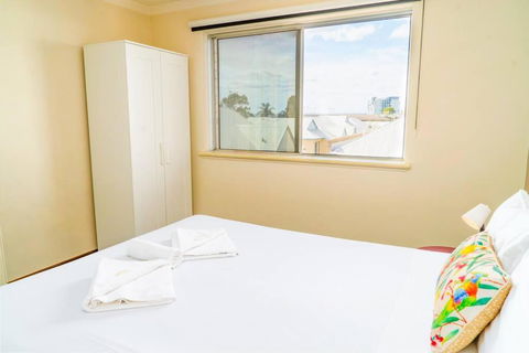 Apartment 11 Burswood - Whitsundays Accommodation 3