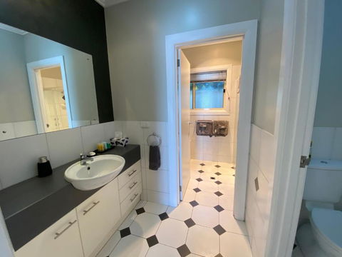 Apartment 144 Mount Gambier - Whitsundays Accommodation 4
