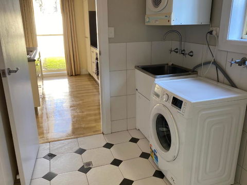 Apartment 144 Mount Gambier - Whitsundays Accommodation 1
