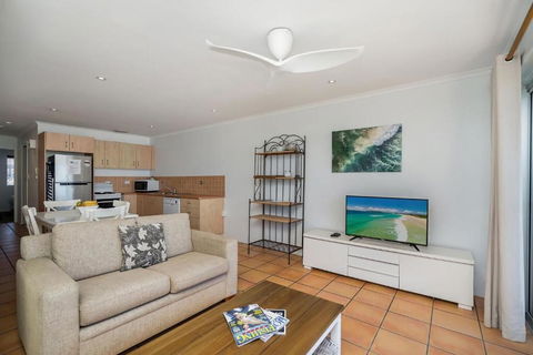 Apartment 8T - Whitsundays Accommodation 2